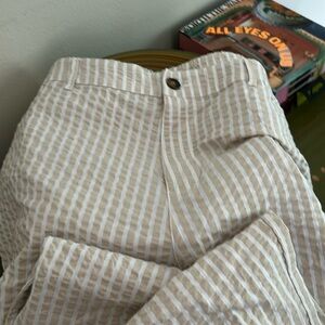 Seersucker straight leg pants.